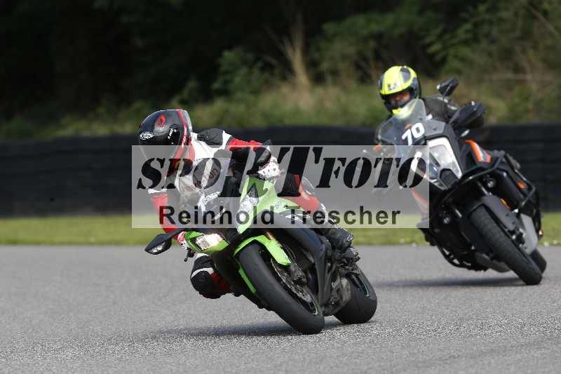 /Archiv-2025/42 07.08.2025 Peter Studer Girls Day ADR/Gruppe blau/team